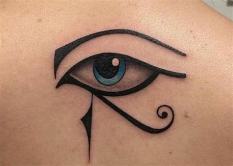 tatuajes de proteccin y buena suerte para hombres|25 tatuajes de buena suerte y protección con。